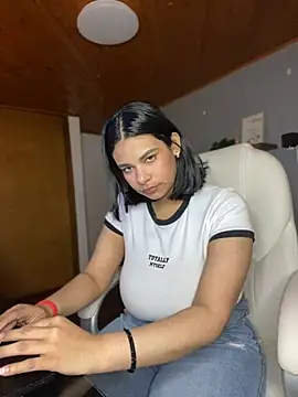 Snapshot of Isabella_boobd chatting on 3, 1, 2025 Isabella boobd online show from 3, 1, 2025