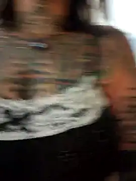 lizzardqueeen online show from 2, 10, 2025