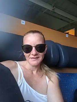 Snapshot of priselvis23 chatting on 23, 7, 2026 priselvis23 online show from 23, 7, 2026