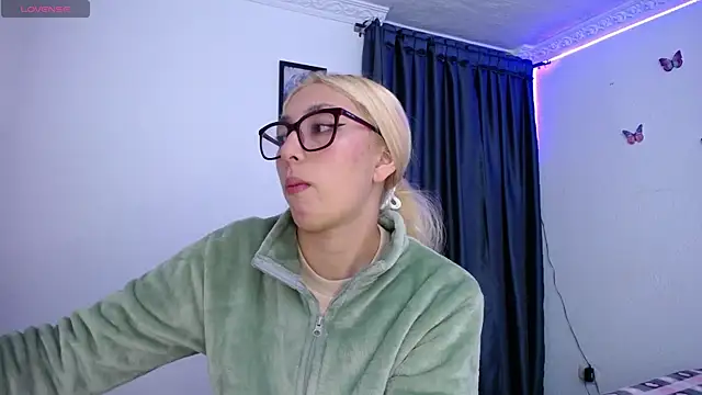 Soffy-brooks online show from 16, 4, 2026