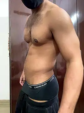 Snapshot of John_desihunk chatting on 8, 12, 2024 John desihunk online show from 8, 12, 2024