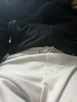 Snapshot of John_desihunk chatting on 12, 12, 2024 John desihunk online show from 12, 12, 2024