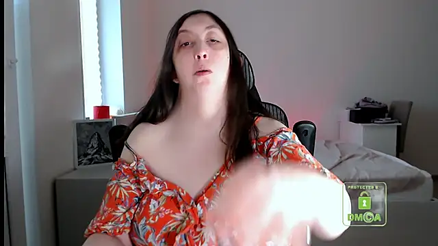 Snapshot of cute_and_hot chatting on 14, 4, 2026 cute and hot online show from 14, 4, 2026