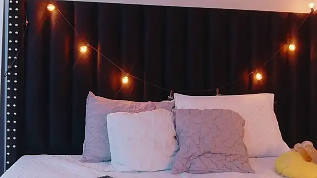 Snapshot of hotlatinateacher chatting on 13, 11, 2025 hotlatinateacher online show from 13, 11, 2025