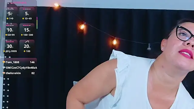 Snapshot of hotlatinateacher chatting on 18, 11, 2025 hotlatinateacher online show from 18, 11, 2025