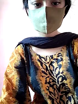 Snapshot of Arisha- chatting on 20, 10, 2025 Arisha- online show from 20, 10, 2025