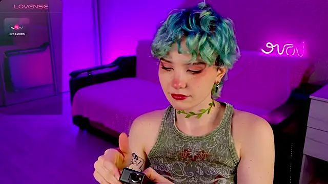 Snapshot of School_Love chatting on 27, 12, 2024 School Love online show from 27, 12, 2024