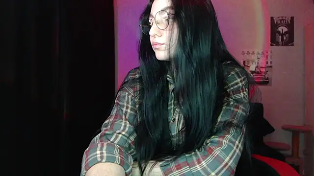 Fluffy Tiffy online show from 14, 11, 2025