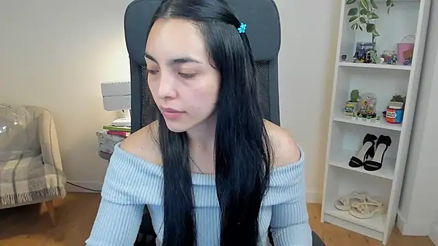 Snapshot of _BellaEvans_ chatting on 1, 6, 2026 BellaEvans online show from 1, 6, 2026