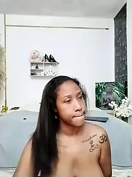 Snapshot of LadyEbonyX chatting on 7, 1, 2025 LadyEbonyX online show from 7, 1, 2025