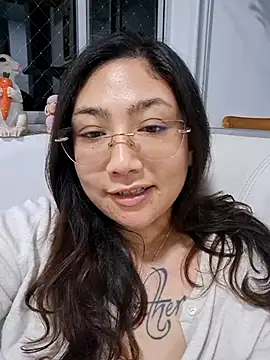 Snapshot of Mia_Ruiz chatting on 8, 11, 2025 Mia Ruiz online show from 8, 11, 2025