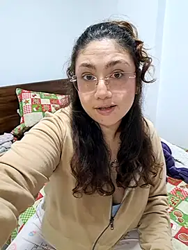 Snapshot of Mia_Ruiz chatting on 20, 11, 2025 Mia Ruiz online show from 20, 11, 2025