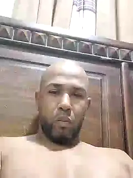 Frankie0880 online show from 4, 1, 2025