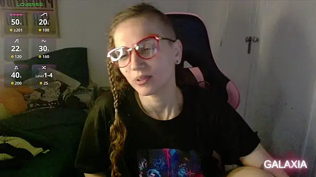 Snapshot of galaxiaa23 chatting on 21, 4, 2026 galaxiaa23 online show from 21, 4, 2026