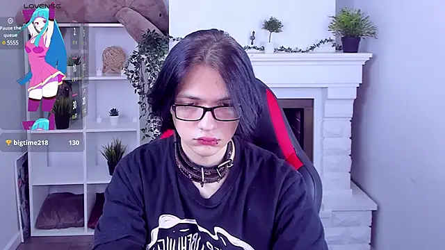 Snapshot of Justin_Care chatting on 3, 2, 2025 Justin Care online show from 3, 2, 2025
