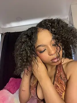 Snapshot of Melany_Williams chatting on 22, 4, 2026 Melany Williams online show from 22, 4, 2026
