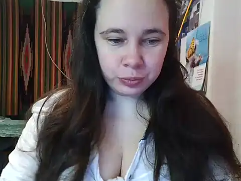 Cora Maro online show from 7, 3, 2025