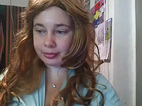 Cora Maro online show from 10, 9, 2025