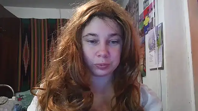 Cora Maro online show from 16, 9, 2025