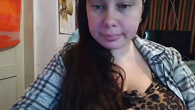 Cora Maro online show from 27, 11, 2025