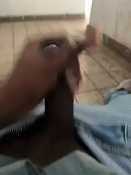 Snapshot of A-mira chatting on 20, 4, 2026 A-mira online show from 20, 4, 2026