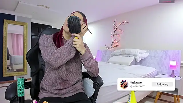 charolbruce 1 online show from 28, 2, 2026