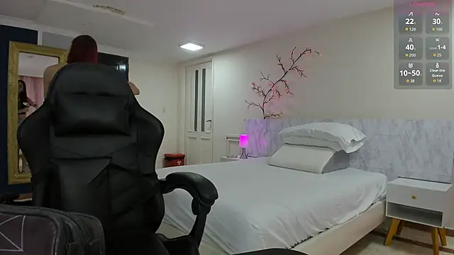 charolbruce 1 online show from 6, 4, 2026