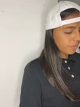 BarbieHotLaura online show from 13, 3, 2025