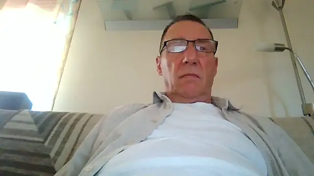 Snapshot of Piero1966@xh chatting on 5, 10, 2025 Piero1966xh online show from 5, 10, 2025