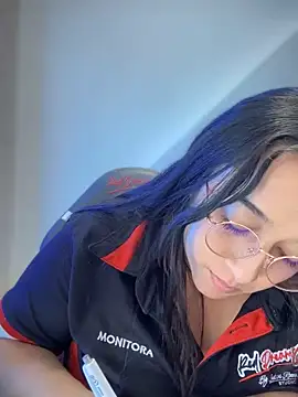 cata megan online show from 14, 2, 2025