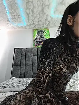 Nicole420squirt online show from 31, 3, 2026