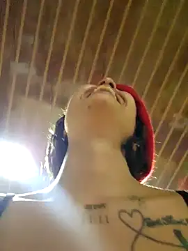 LorenRosse online show from 15, 2, 2025