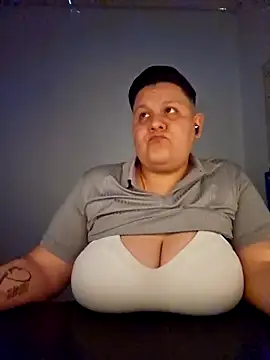 Snapshot of DevilDahm chatting on 18, 2, 2025 DevilDahm online show from 18, 2, 2025