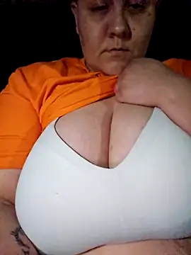 Snapshot of DevilDahm chatting on 21, 2, 2025 DevilDahm online show from 21, 2, 2025