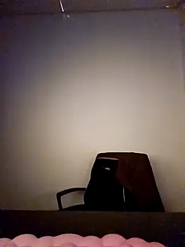 Snapshot of DevilDahm chatting on 12, 3, 2025 DevilDahm online show from 12, 3, 2025