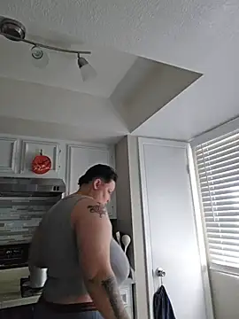 Snapshot of DevilDahm chatting on 15, 12, 2025 DevilDahm online show from 15, 12, 2025