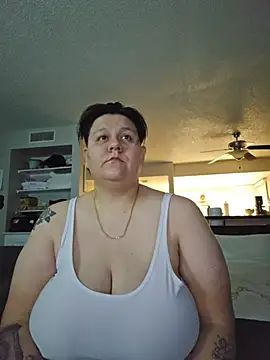 Snapshot of DevilDahm chatting on 18, 12, 2025 DevilDahm online show from 18, 12, 2025