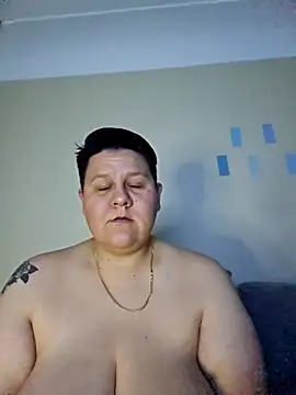 Snapshot of DevilDahm chatting on 9, 4, 2026 DevilDahm online show from 9, 4, 2026