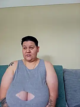Snapshot of DevilDahm chatting on 21, 4, 2026 DevilDahm online show from 21, 4, 2026
