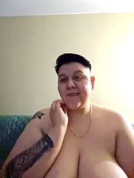 Snapshot of DevilDahm chatting on 25, 4, 2026 DevilDahm online show from 25, 4, 2026
