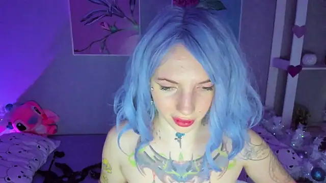 Snapshot of AnneTenet chatting on 21, 12, 2024 AnneTenet online show from 21, 12, 2024