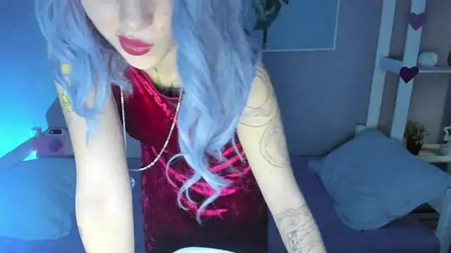 Snapshot of AnneTenet chatting on 12, 1, 2025 AnneTenet online show from 12, 1, 2025