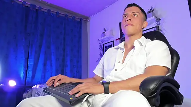 ThomsEvery  online show from 1, 12, 2025