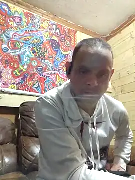 Snapshot of Buffshagswell chatting on 2, 11, 2025 Buffshagswell online show from 2, 11, 2025