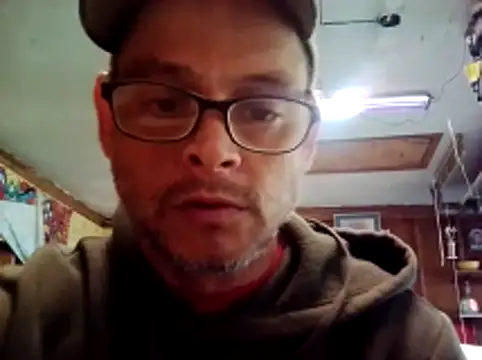 Snapshot of Buffshagswell chatting on 5, 11, 2025 Buffshagswell online show from 5, 11, 2025