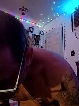 Snapshot of Buffshagswell chatting on 22, 11, 2025 Buffshagswell online show from 22, 11, 2025