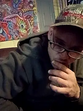 Snapshot of Buffshagswell chatting on 28, 11, 2025 Buffshagswell online show from 28, 11, 2025