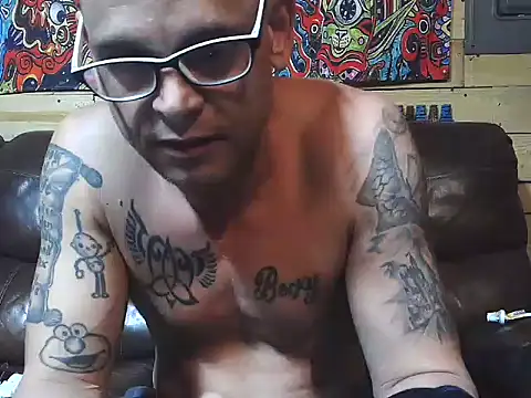 Snapshot of Buffshagswell chatting on 19, 12, 2025 Buffshagswell online show from 19, 12, 2025