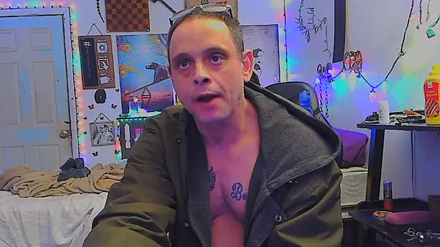 Snapshot of Buffshagswell chatting on 9, 2, 2026 Buffshagswell online show from 9, 2, 2026