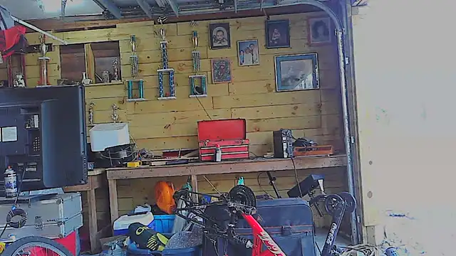 Snapshot of Buffshagswell chatting on 9, 2, 2026 Buffshagswell online show from 9, 2, 2026